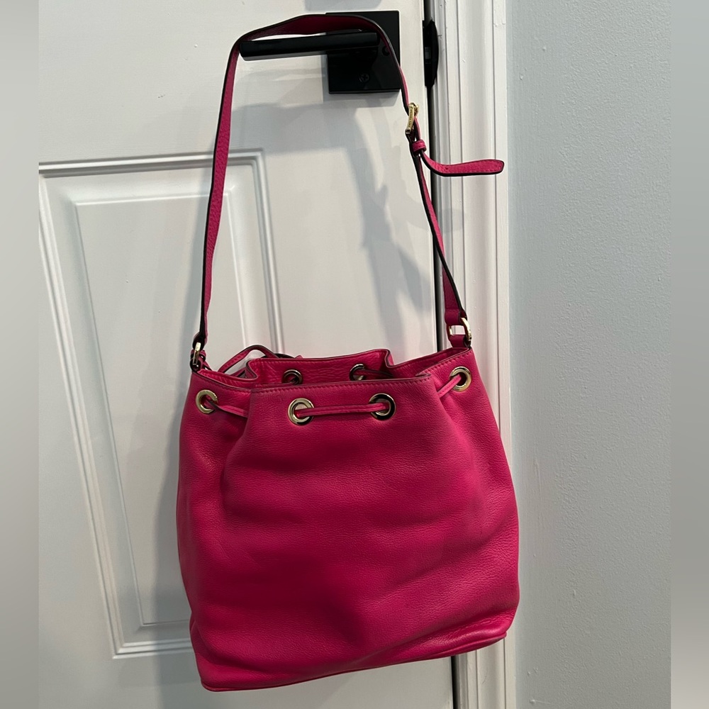 Michael Kors Pink Leather Shoulder Bag - Picture 3 of 13